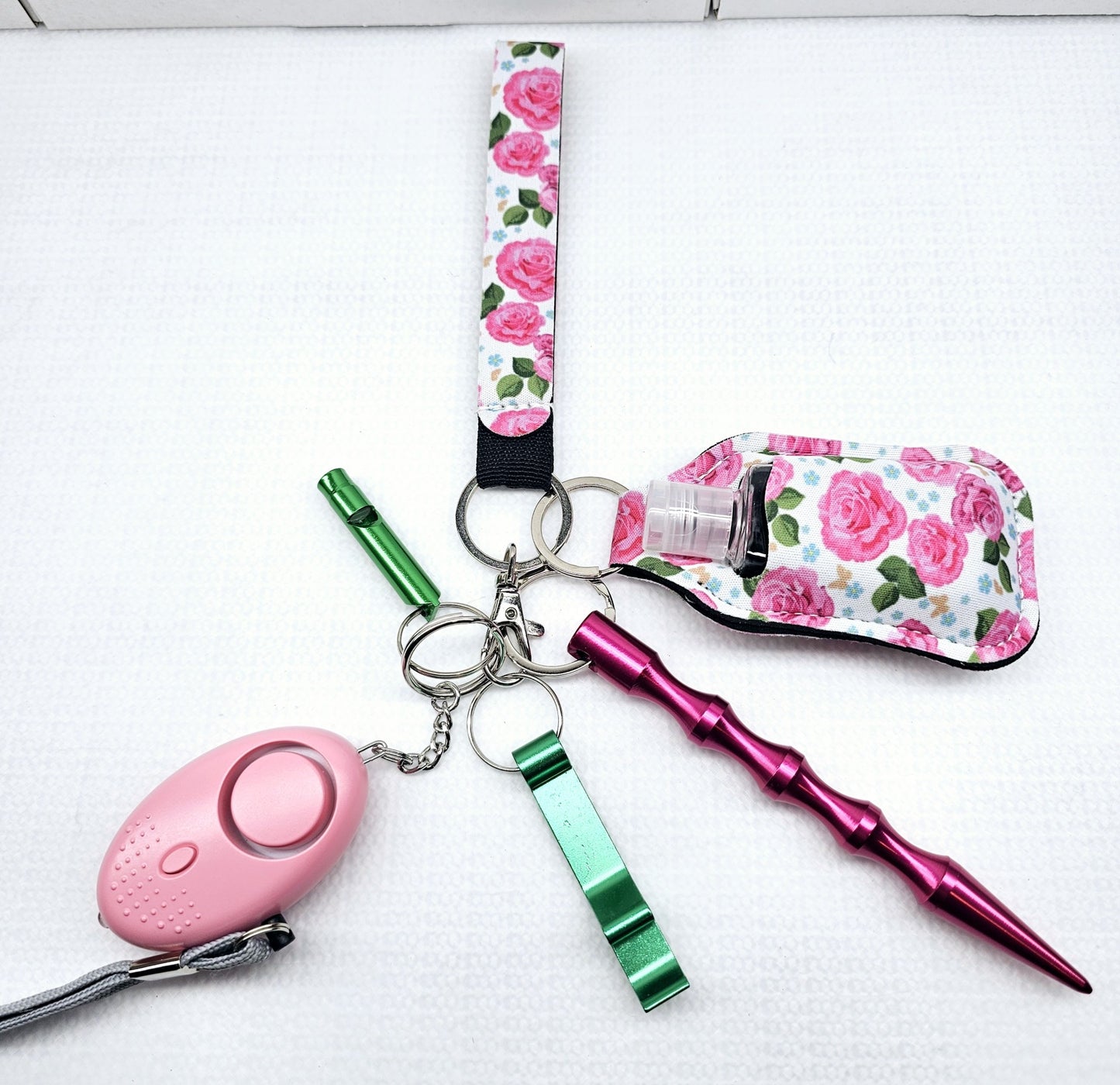Daisy's Flower Wristlet Keychain Sets