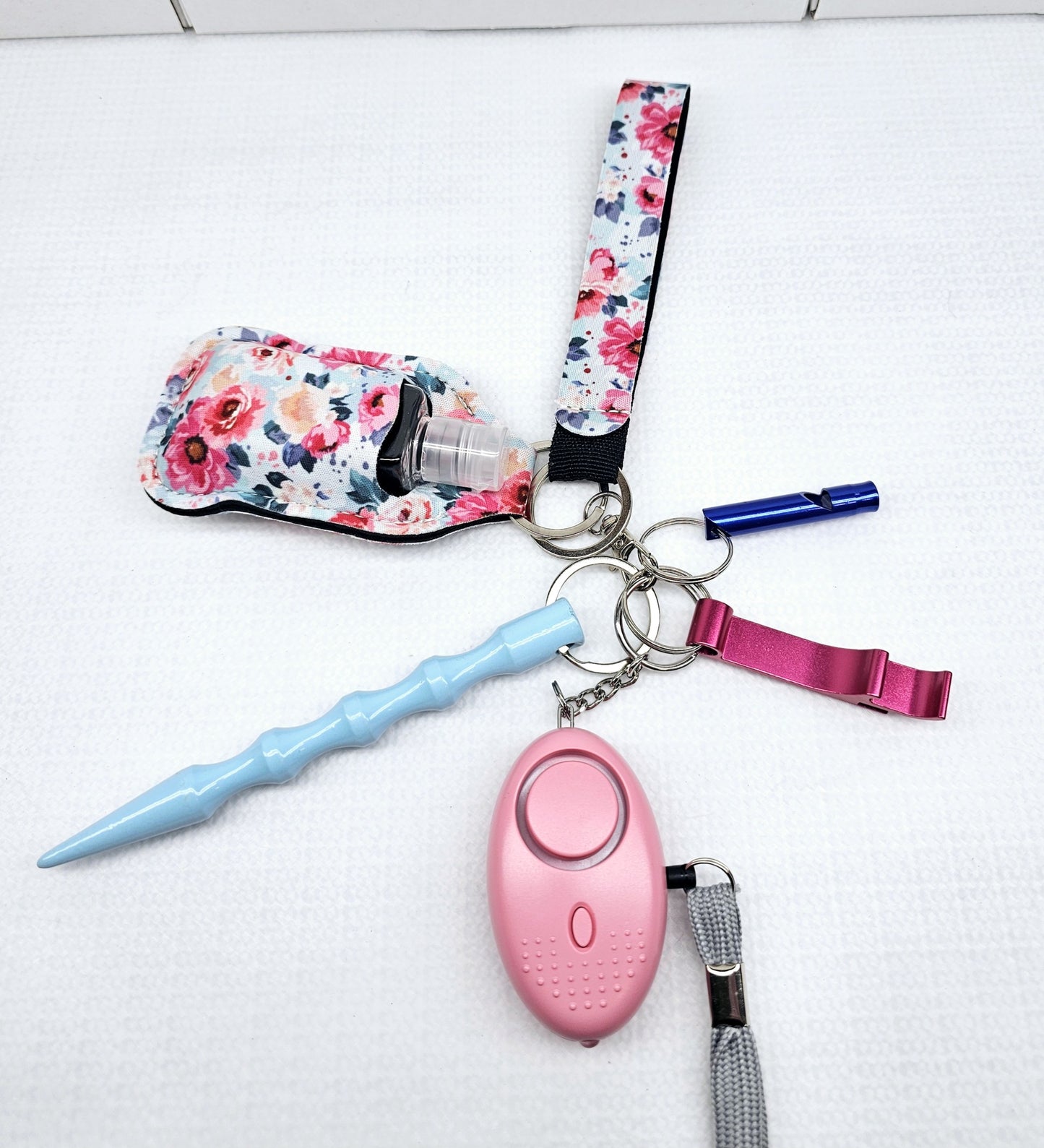 Daisy's Flower Wristlet Keychain Sets
