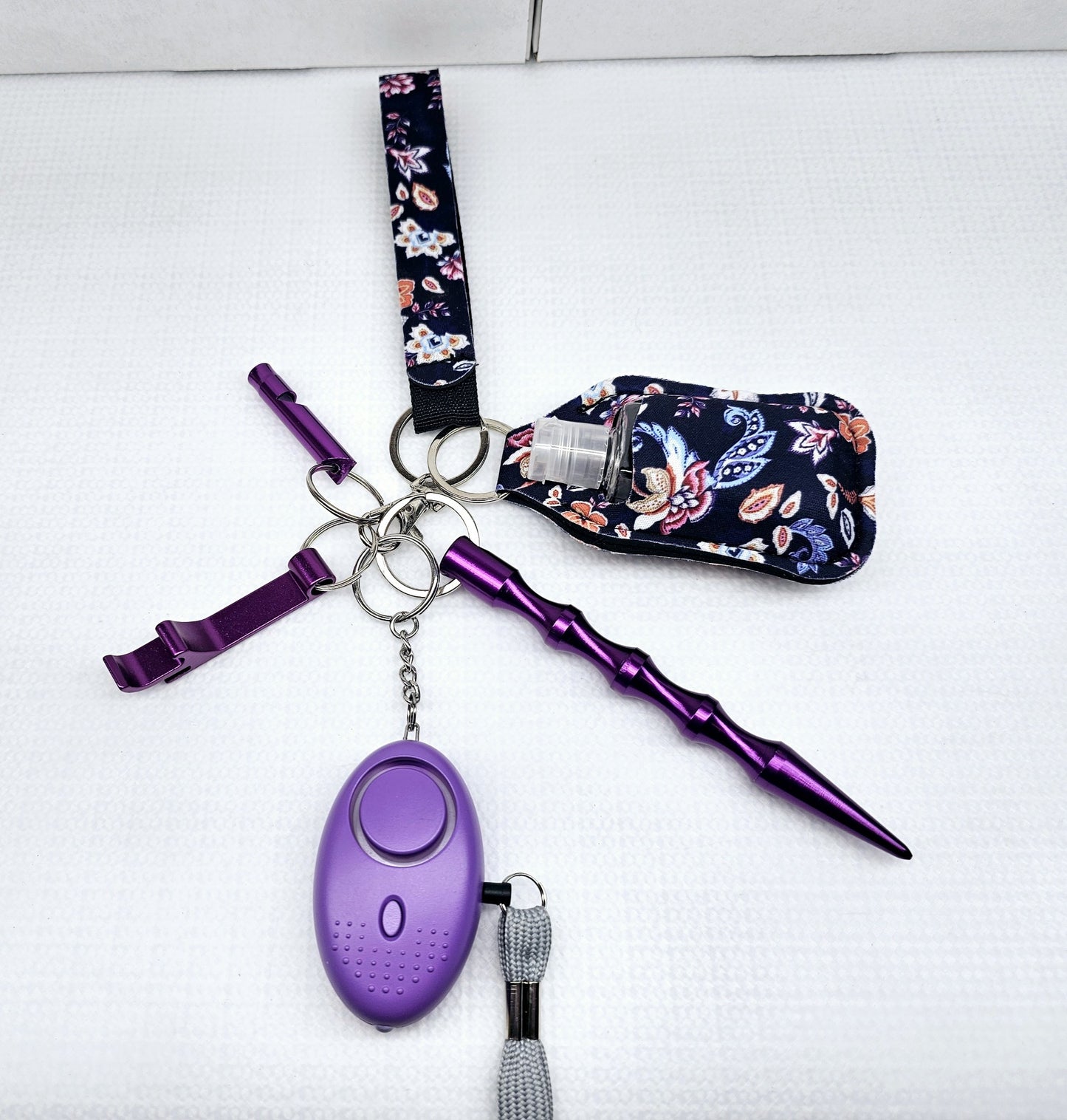 Daisy's Flower Wristlet Keychain Sets